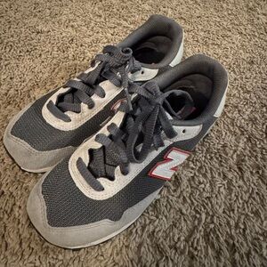 Size 3 kids new balance sneakers